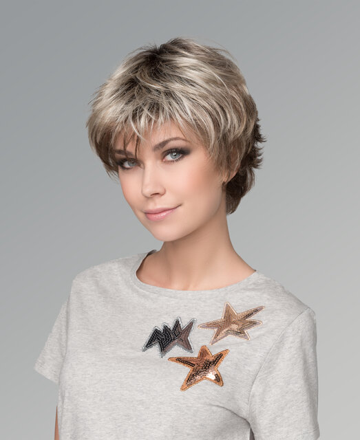 Club 10 wig by Ellen Wille - Short length - Available colours Blondes Brunettes Reds