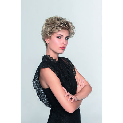 Louise wig by Ellen Wille